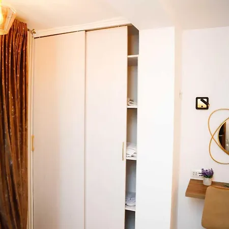 Appartement Micul Cosmopolit à Afumaţi Extérieur photo